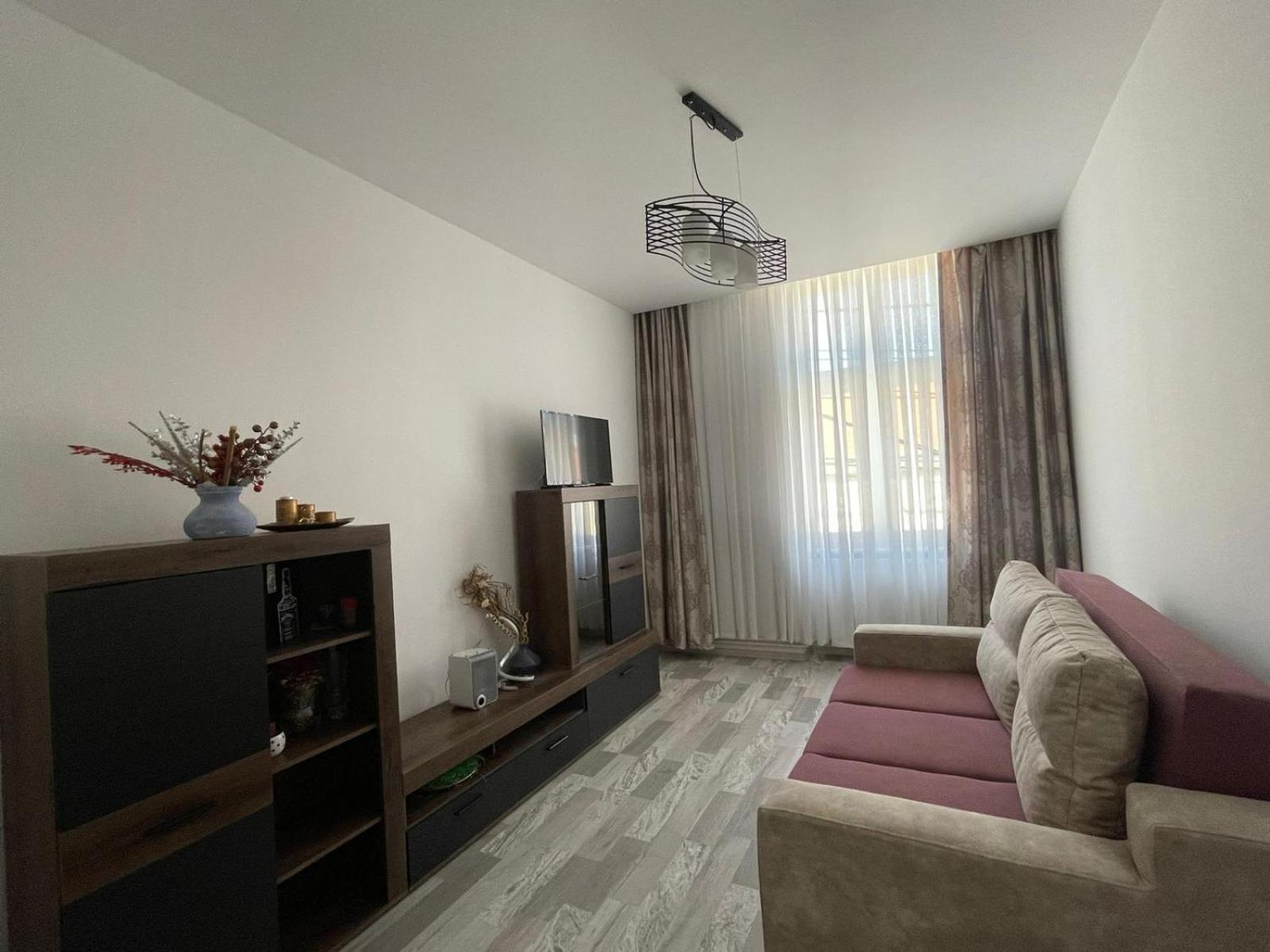 Apartment Alexa Орадя Екстер'єр фото